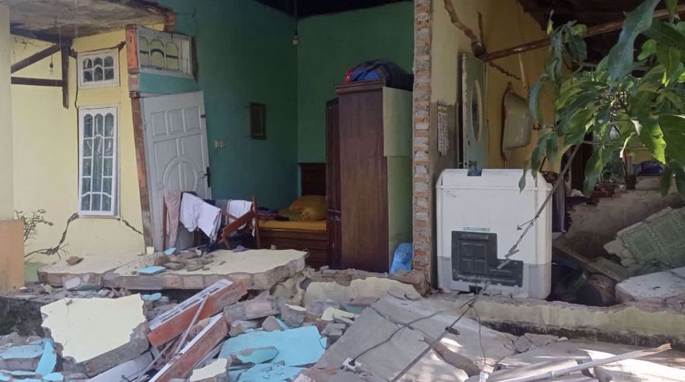 Two killed as magnitude 6.1 quake rattles Indonesia's Sumatra island