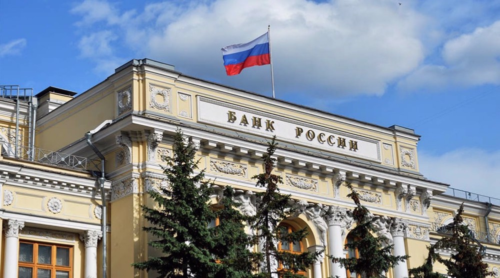 UK targets Russian central bank with new sanctions