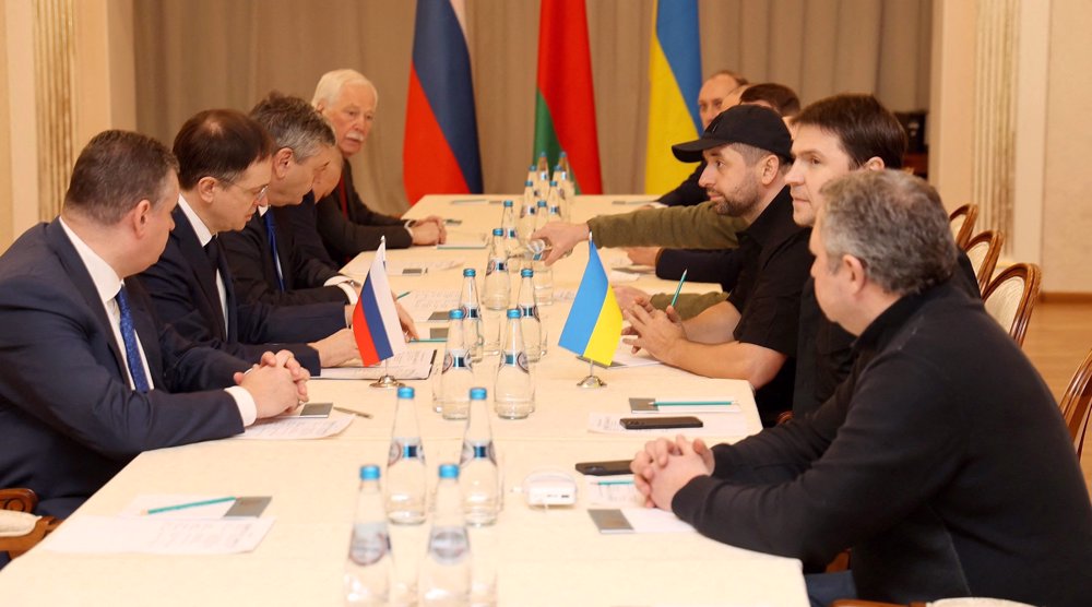 Russia, Ukraine end 1st round of peace talks, expect 2nd round