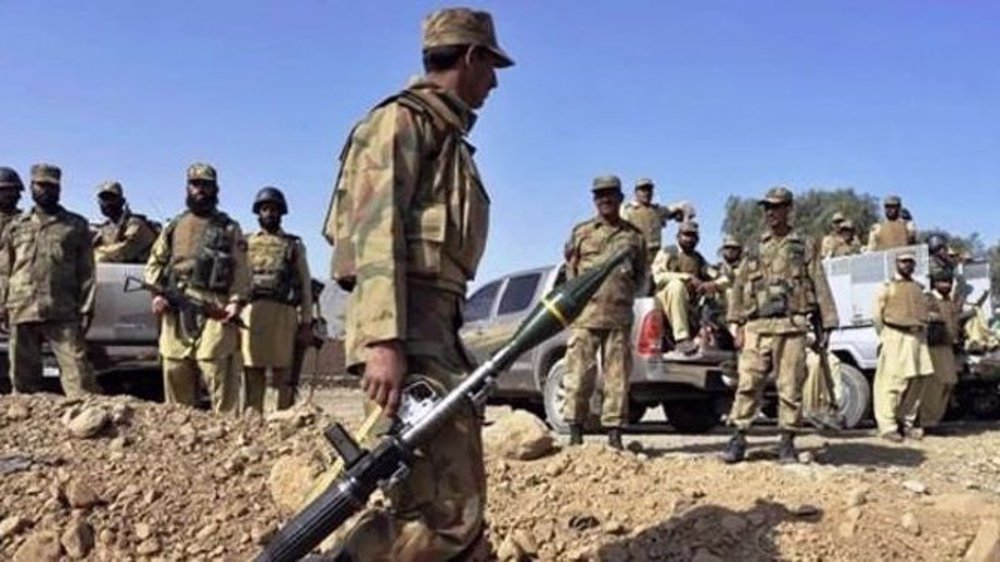 Five Pakistani troops killed in gunfire from across Afghan border 