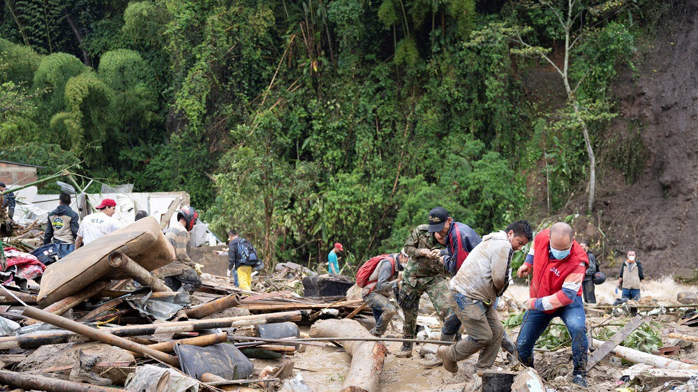 Colombians step up search for people buried under landslide