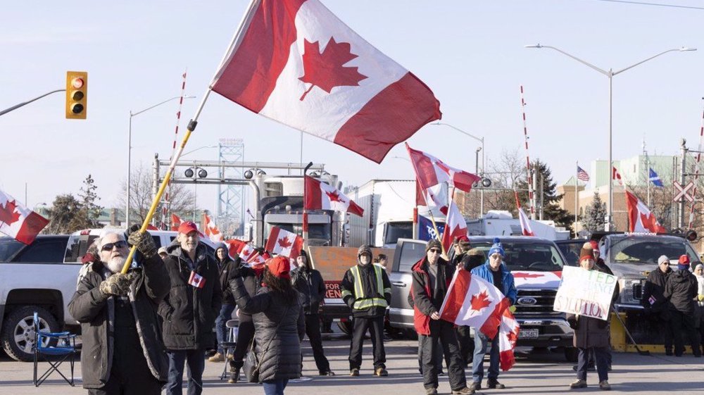 Canada police threaten crackdown as protests spread to other countries
