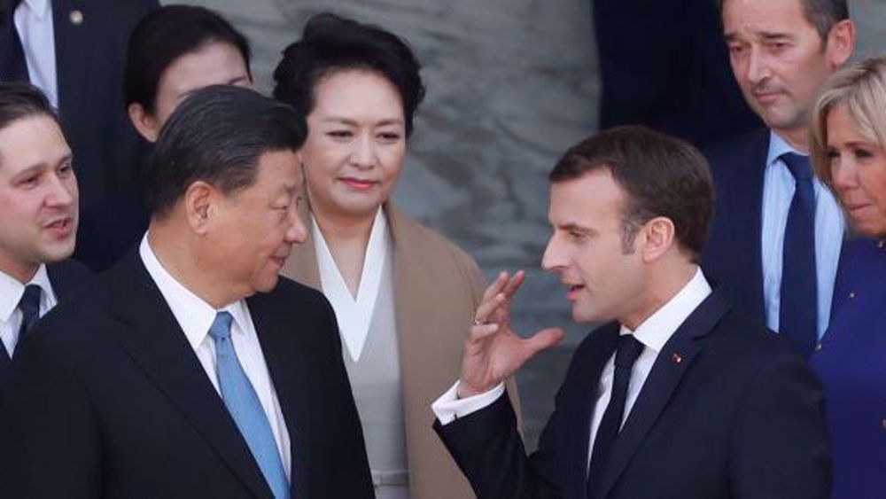 Chine  : Macron se fait taper sur les doigts 