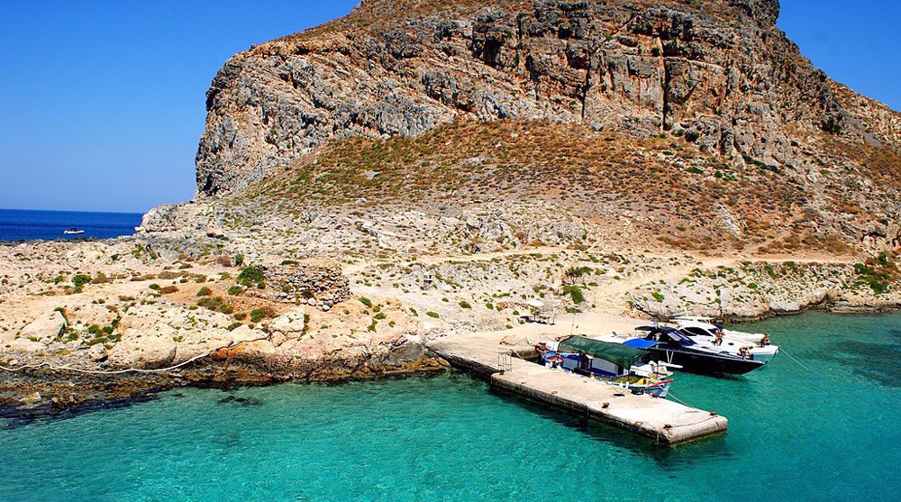 Politician suggests Israel buy Greek islands for wartime evacuation