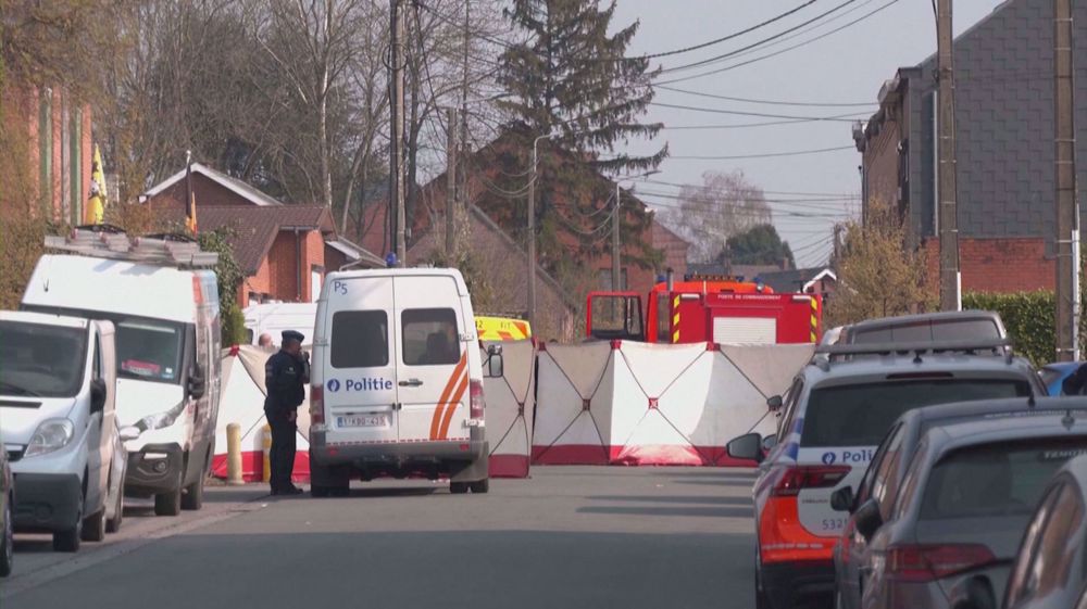 Car drives into Belgian carnival troupe, kills six