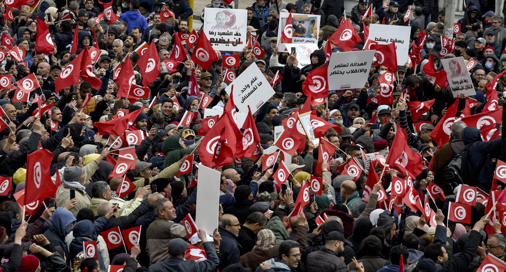 Fresh protests rock Tunisia amid calls for President Saied to step down