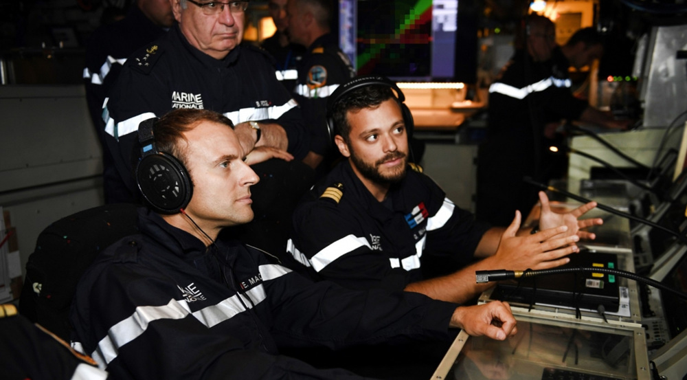 Guerre nucléaire: la France jette ses dés ...