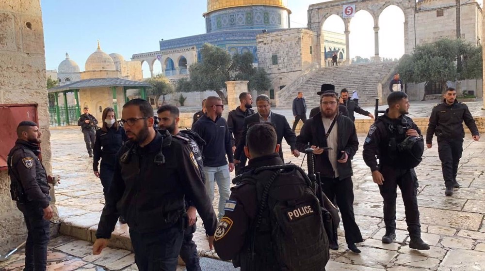 Far-right MK Ben Gvir, dozens of settlers storm al-Aqsa Mosque in occupied al-Quds