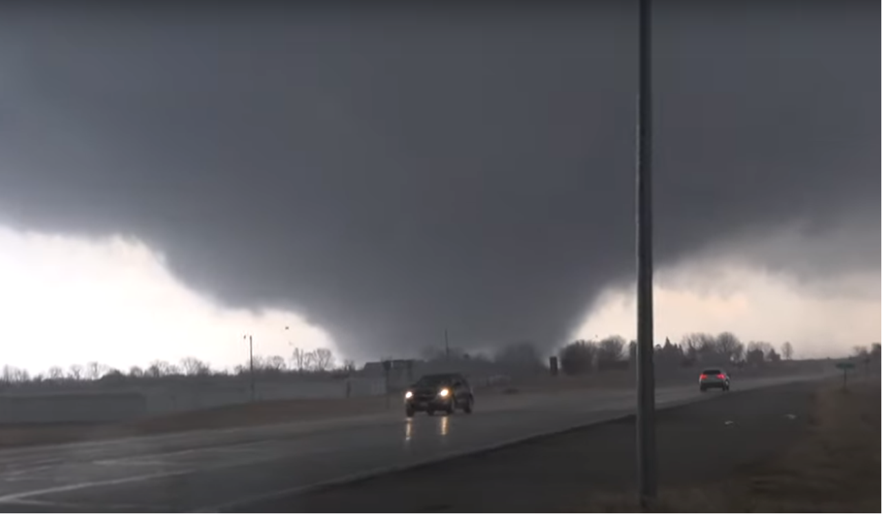 At least 6 killed, including 2 children, in US tornado