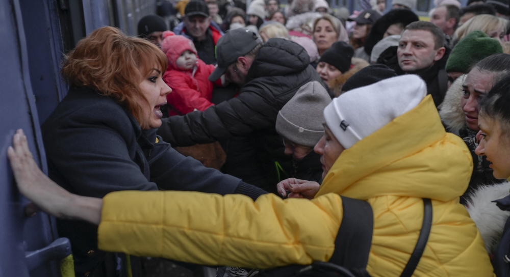 Tide of refugees grows as 1.7 million flee Ukraine to Central Europe: UN