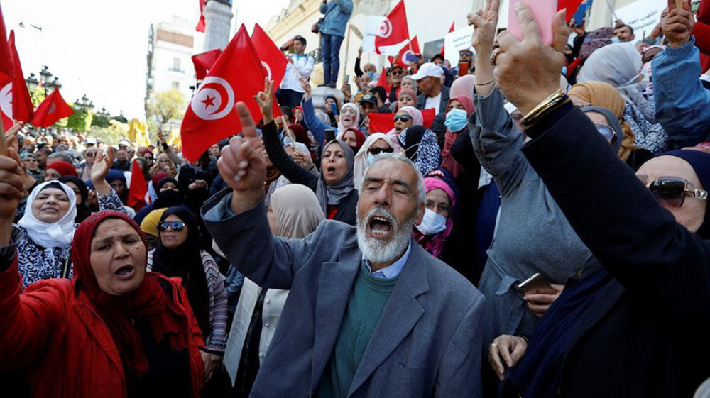 Anti-govt. protesters in Tunisia accuse president of ‘failed dictatorship’, want him removed