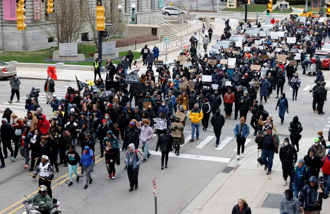 Protests continue for 5th day in Michigan over police killing of Black man