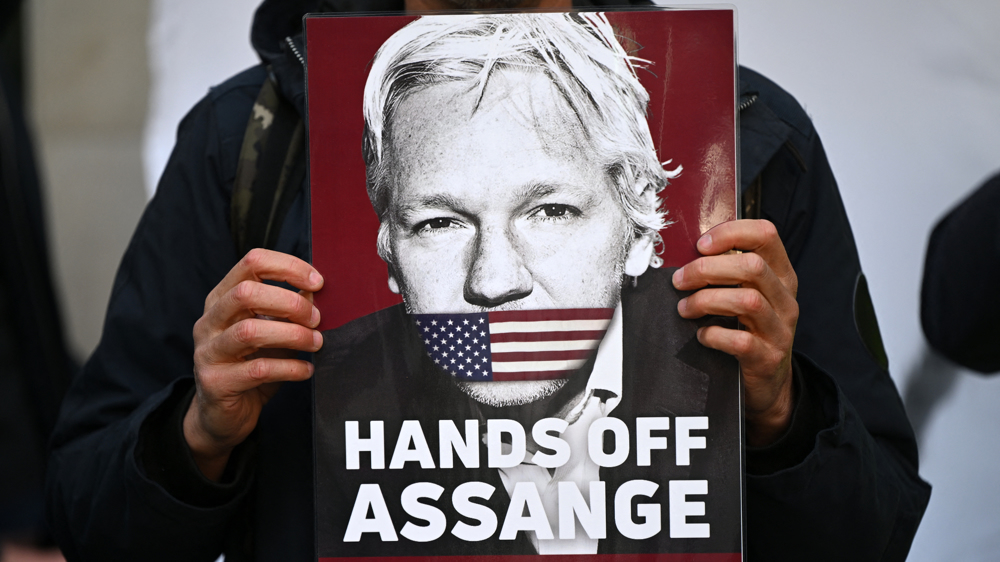 UK court issues formal order to extradite Julian Assange to US