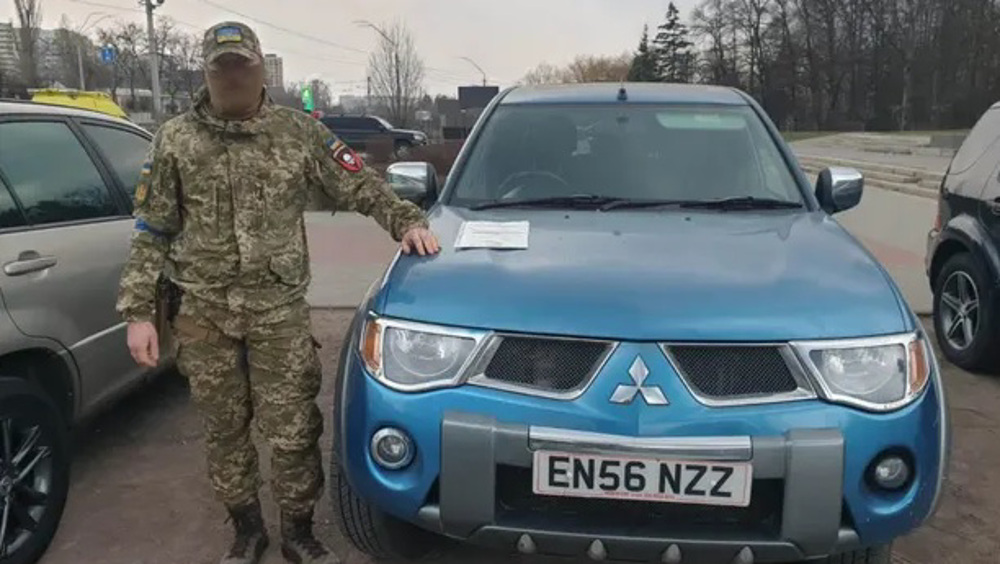 Second-hand British cars reach Ukraine's frontline to aid local forces