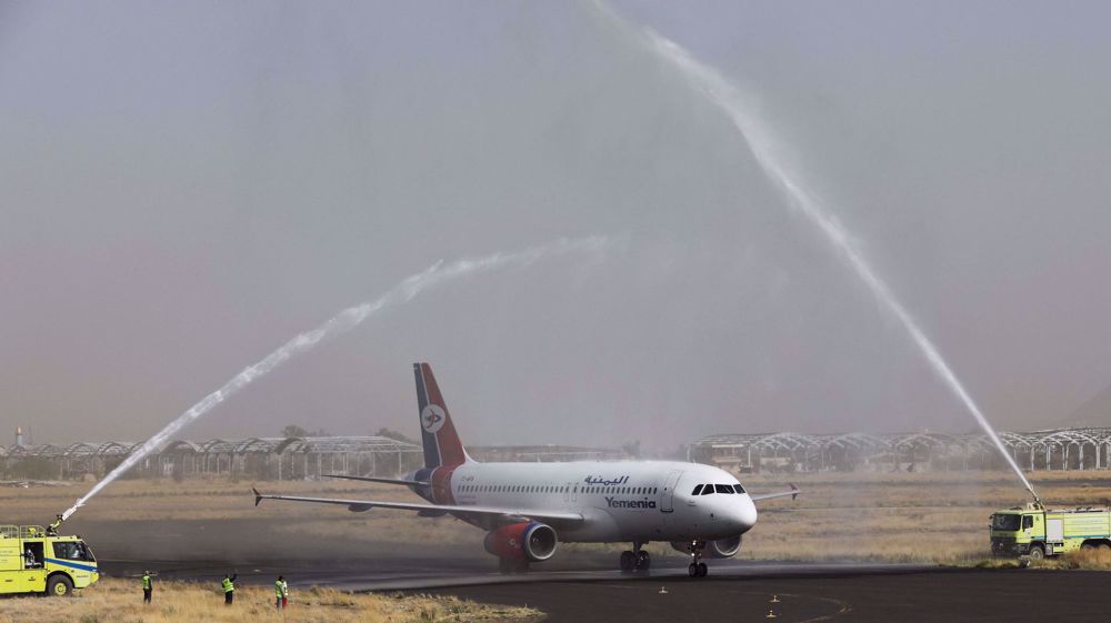 First commercial flight in six years arrives in Jordan from Yemen