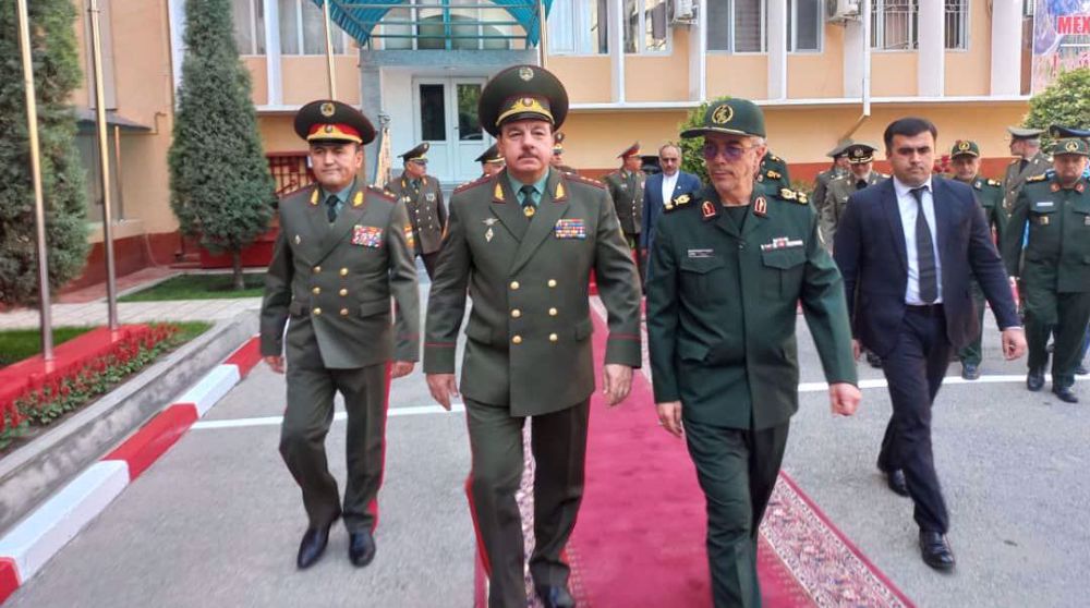 Iran, Tajikistan to boost cooperation in fighting terrorism, securing borders
