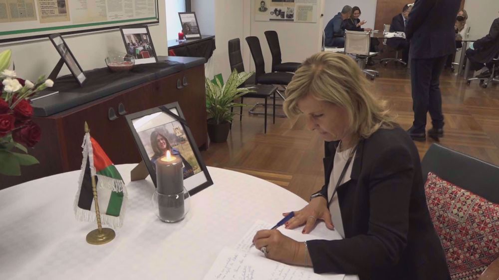 Condolence book for Shereen Abu Aqla opens at Palestinian Embassy in Rome
