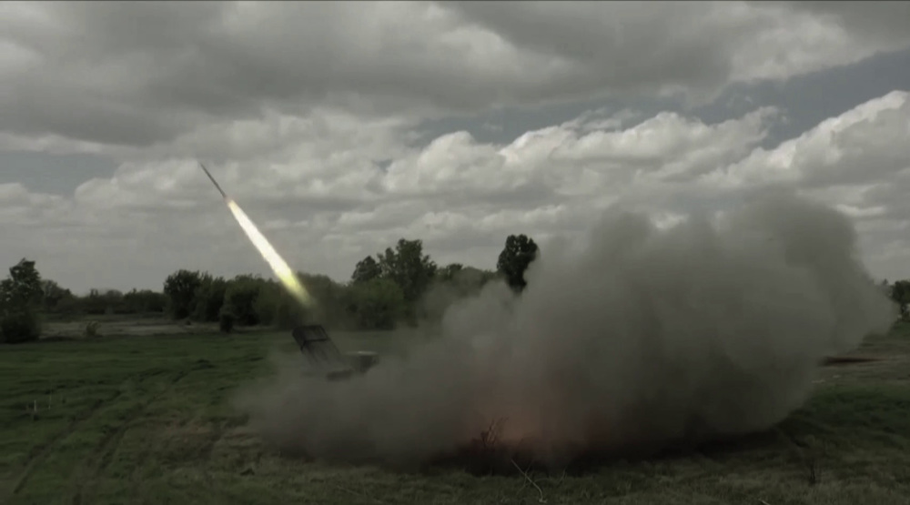 War raging on in eastern Ukraine 'at maximum intensity'