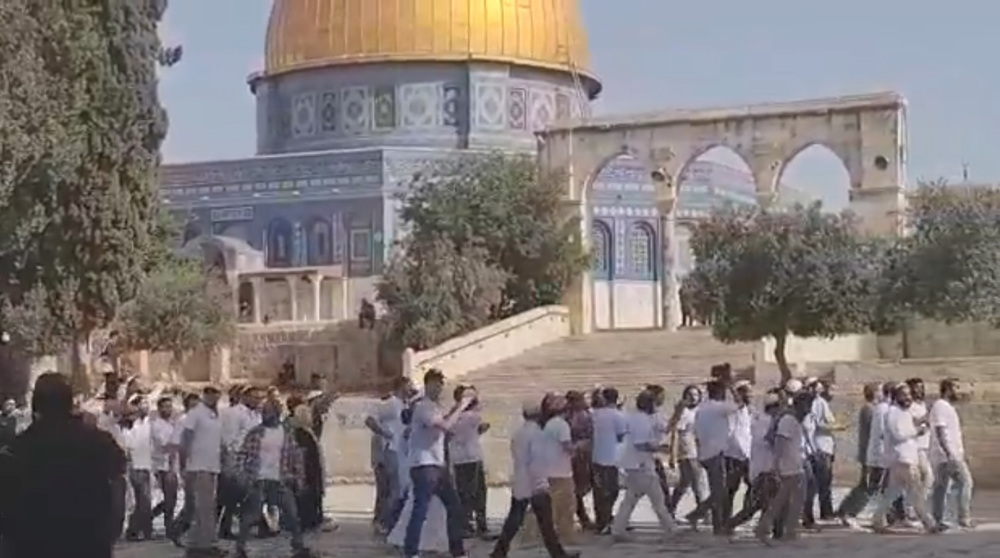 Israeli settlers storm Aqsa Mosque ahead of far-right flag march