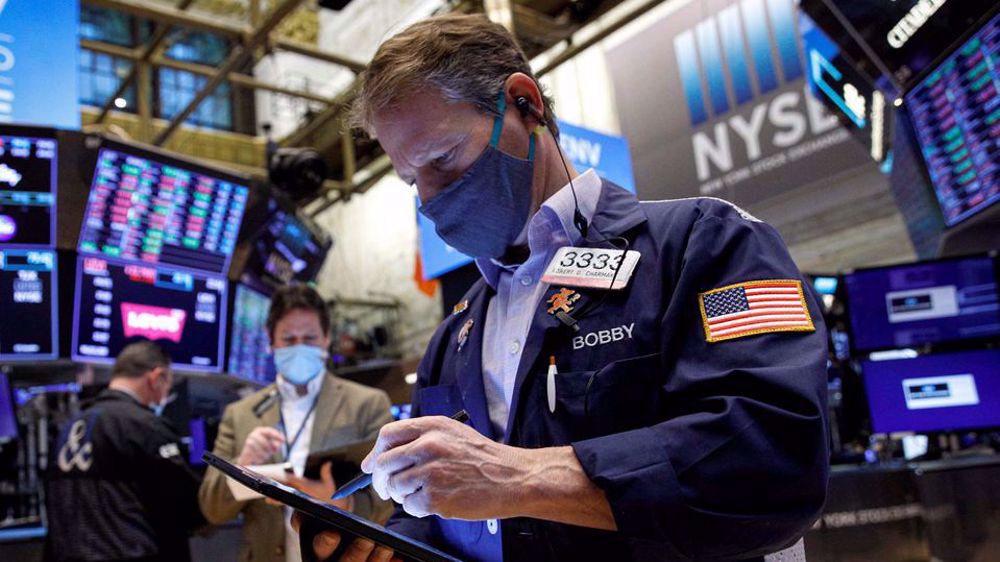 US stocks slump as bets of big rate hikes grow 