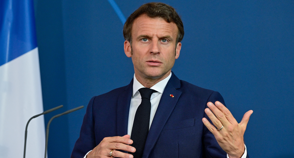 Macron dashes Ukraine's ambitious EU bid, calls for broader club 