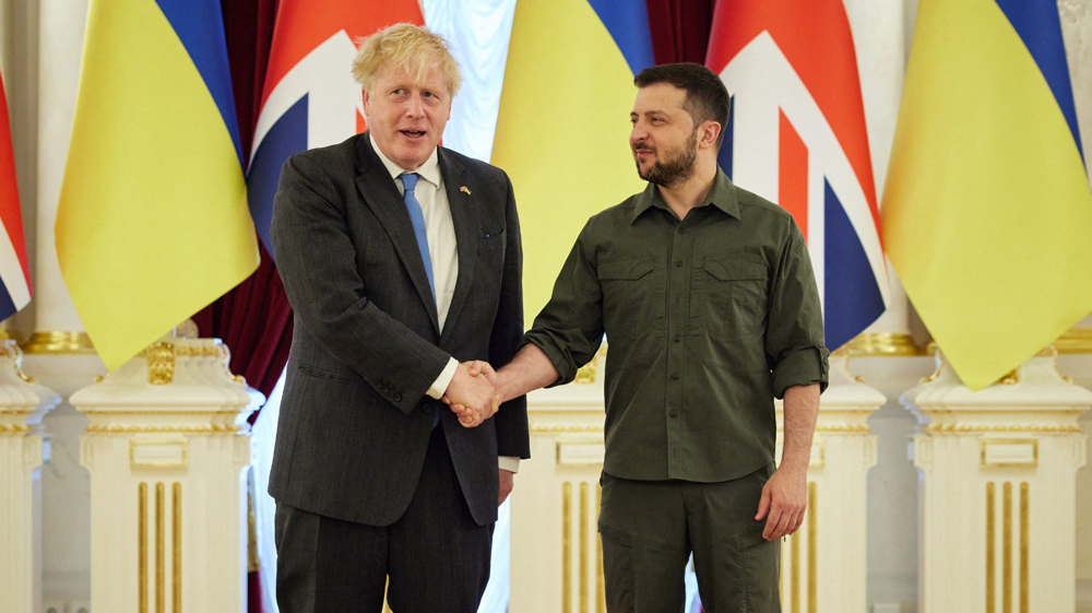 UK set to offer Ukraine further military training: Johnson