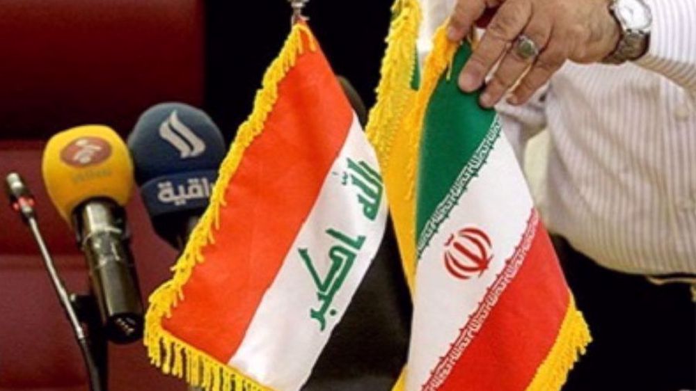 iran iraq flags