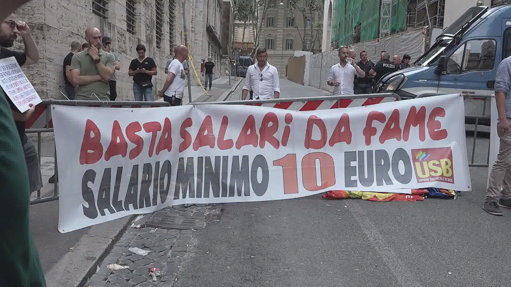 Protests over rising energy costs continue in Italy 
