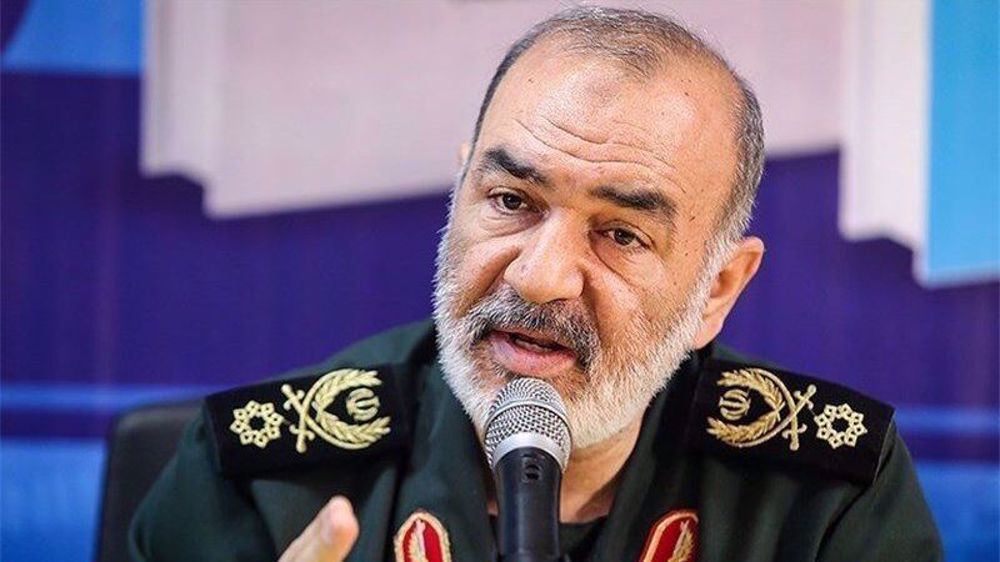 Zionist regime incapable of defending itself: IRGC chief cmdr.