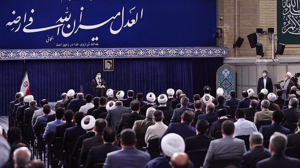 Leader: Reason behind victory of Iranian nation is resistance