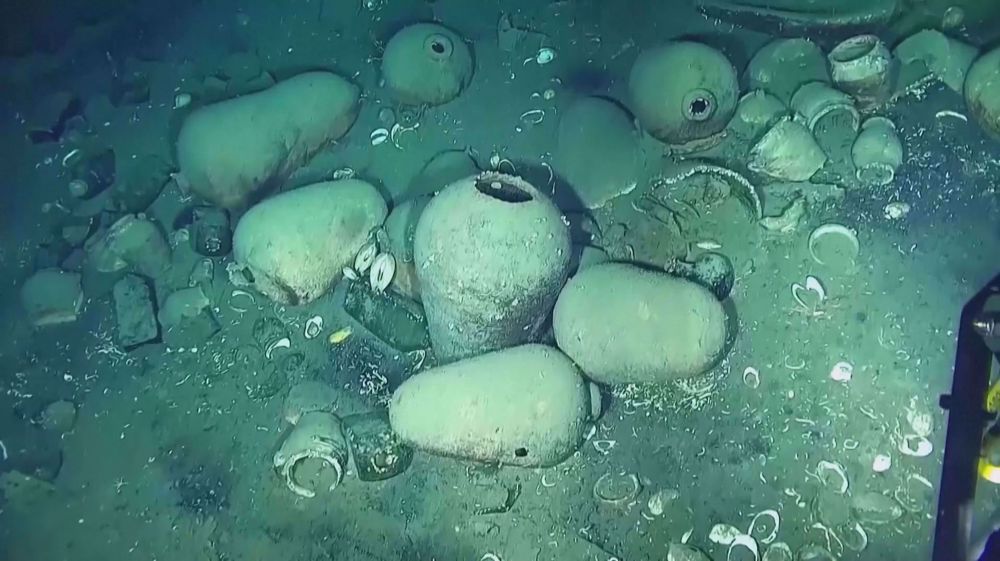 Centuries-old shipwrecks, gold coin treasure discovered off Colombia