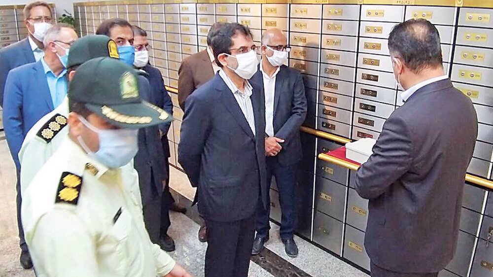 Iranian bank says customers will be compensated for robbed deposit boxes