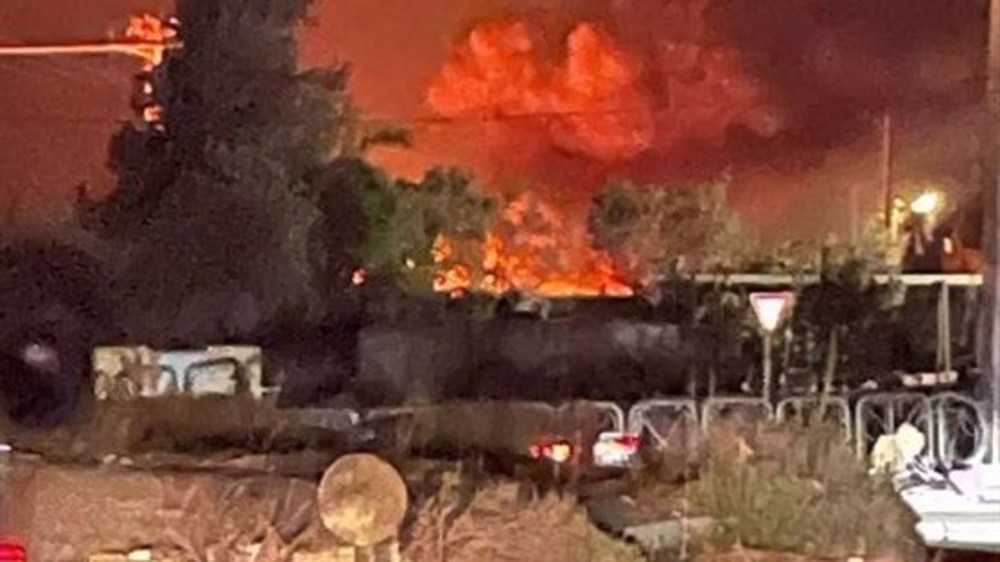 Massive fire breaks out at Israeli military facility northeast of al-Quds