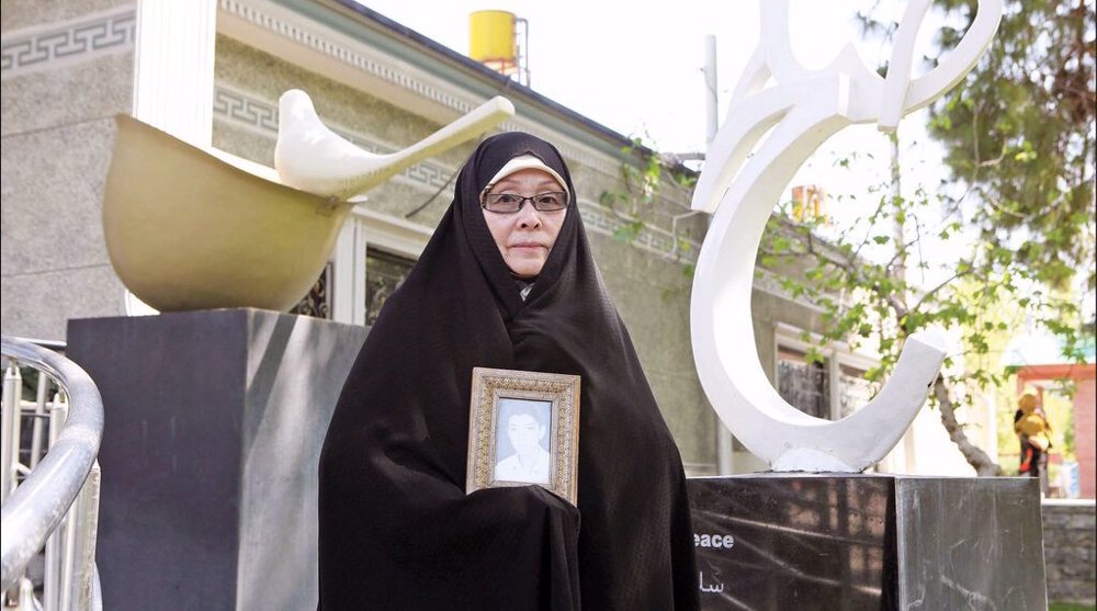 Iran mourns death of Japanese mother of Holy Defense martyr 