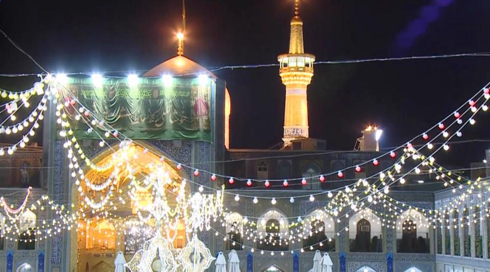 Astan Quds honors best media works with Imam Reza themes