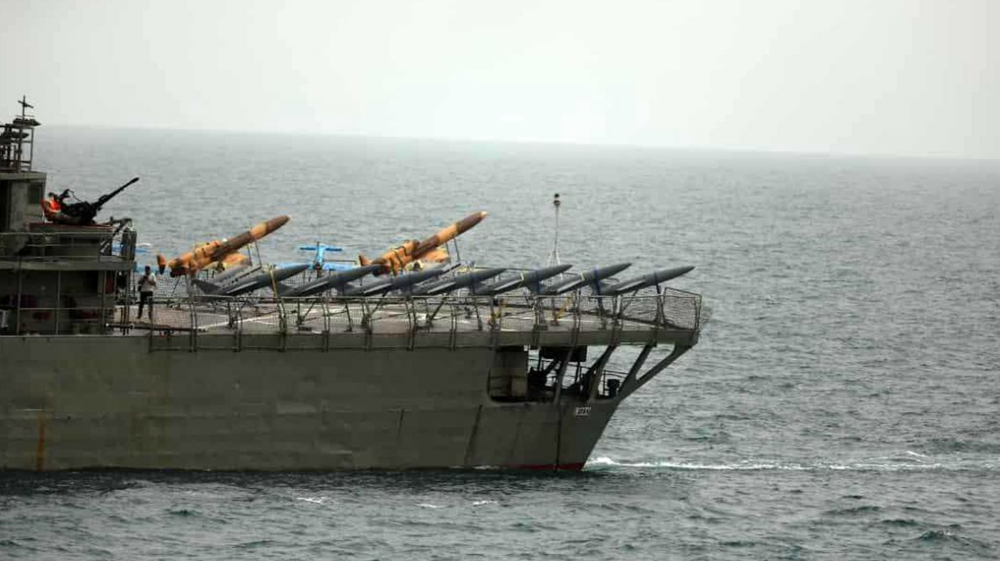 50 drones frappent un navire US!