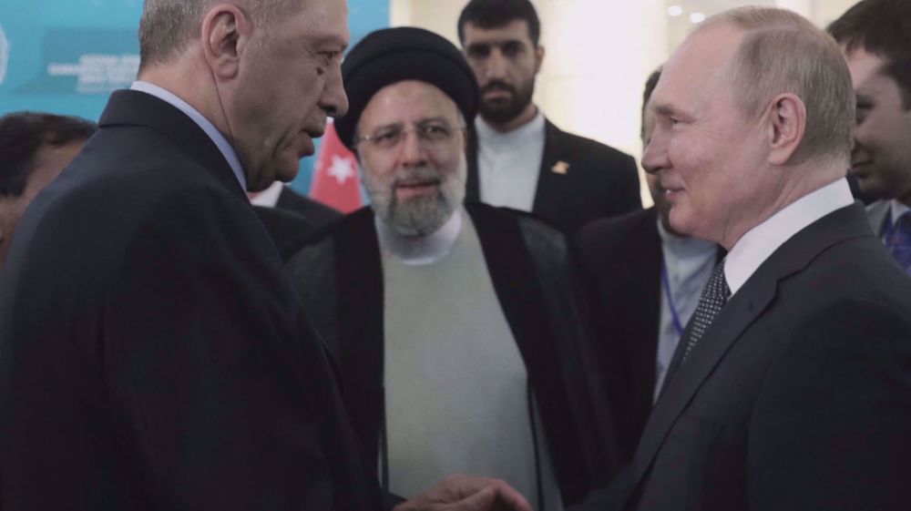 Iran, Russia, Turkey hold trilateral talks 