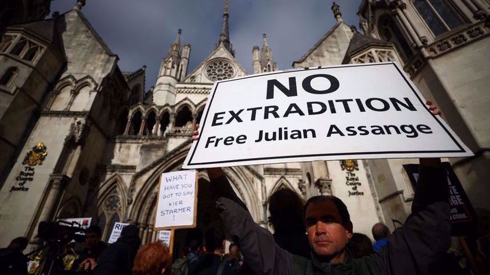 Mexico president wants Statue of Liberty toppled if Assange extradited to US