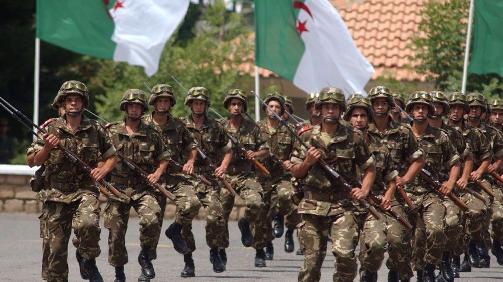 L'Algérie rallie militairement la Résistance!