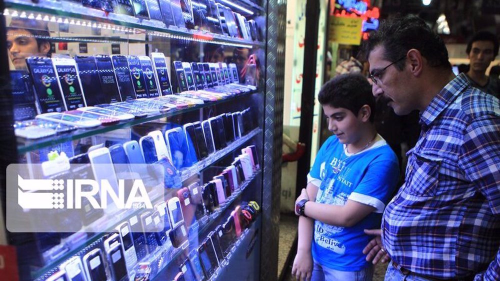 Iran’s mobile phone imports down 19.1% in 4 months to July