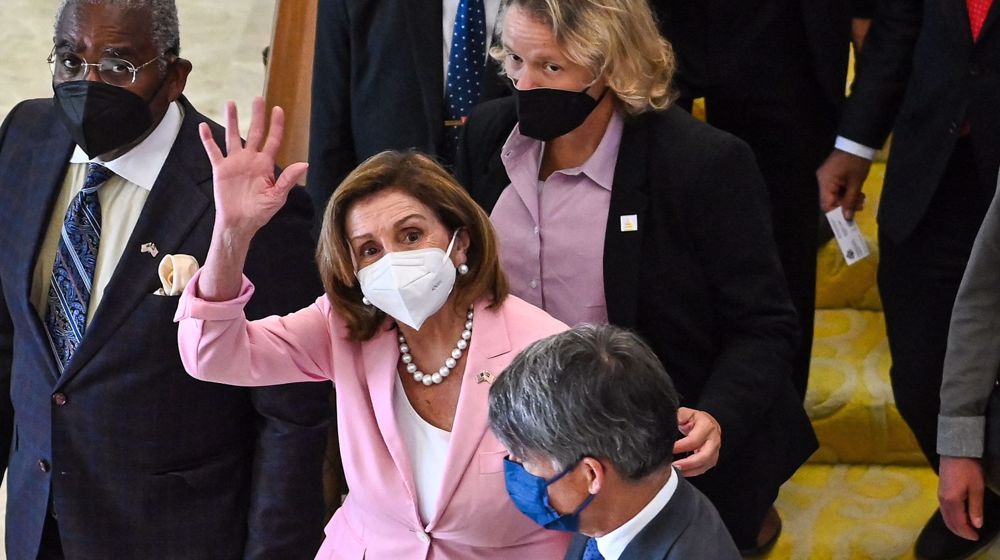 Nancy Pelosi lands in Taiwan, escalating US tensions with China