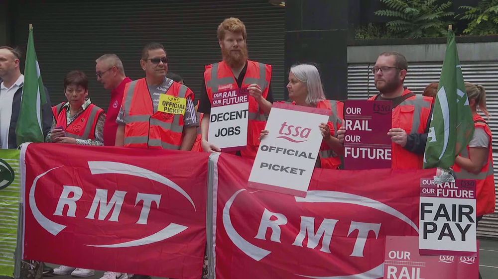 UK postal workers stage mass strike over pay