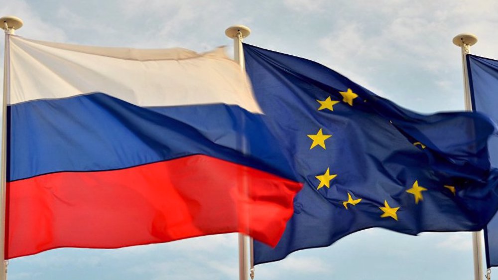 EU members split over visa ban on Russians