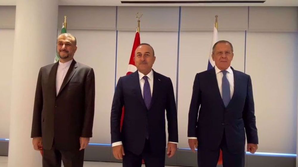 İran, Rusya ve Türkiye dışişleri bakanları Suriye krizini görüşmek üzere New York’ta bir araya geldi.