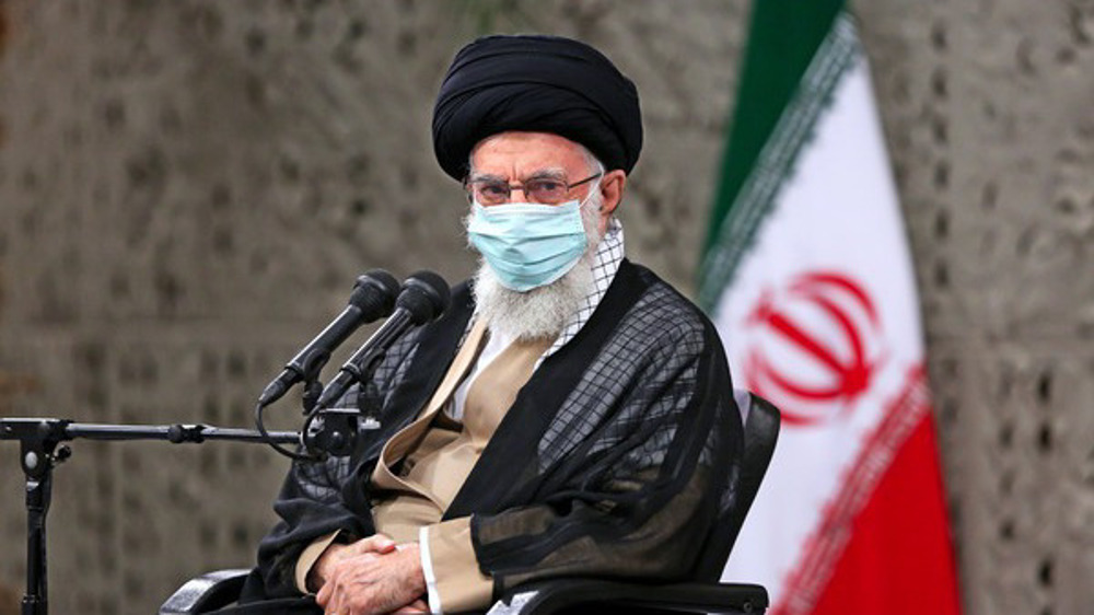 Leader: Sacred Defense proved resistance only way to protect Iran