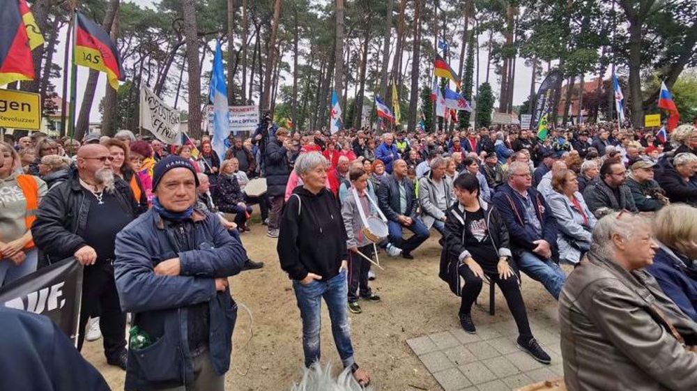 Thousands protest in north Germany demanding launch of Nord Stream 2 