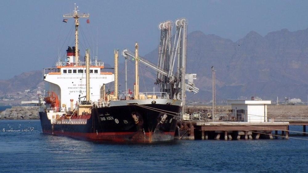 Yemen facing fuel crisis amid Saudi Arabia’s plundering of Yemeni oil 