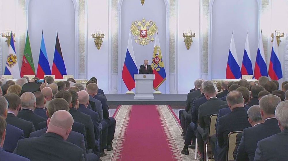 Vladimir Putin signs accession decrees for four Ukraine regions