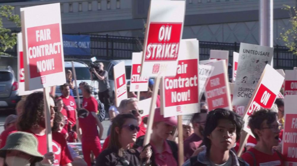Seattle teachers strike over working conditions, pay