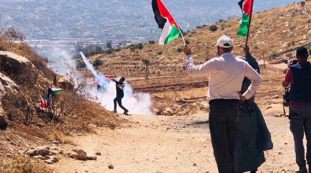 Israeli forces attack Palestinians in Nablus, injure 37